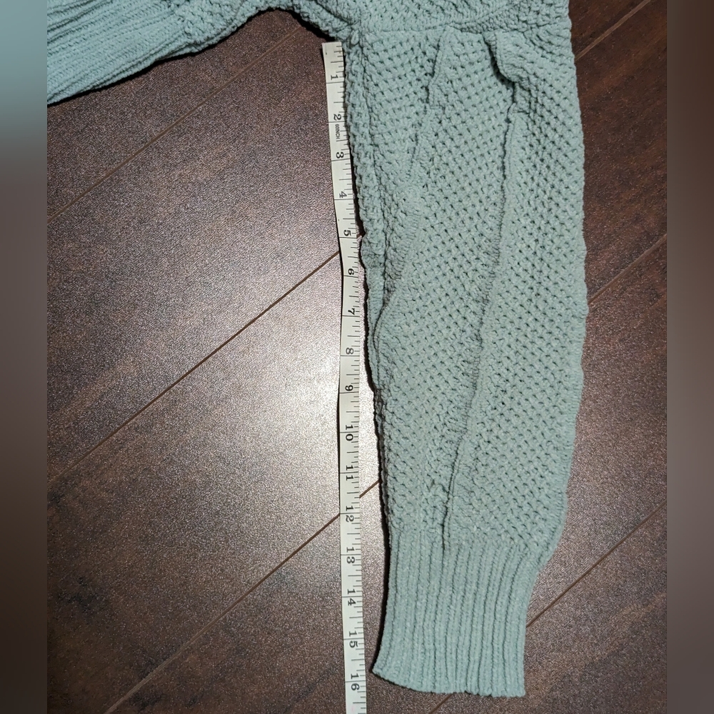 Generation K knit sweater Small - Picture 7 of 7